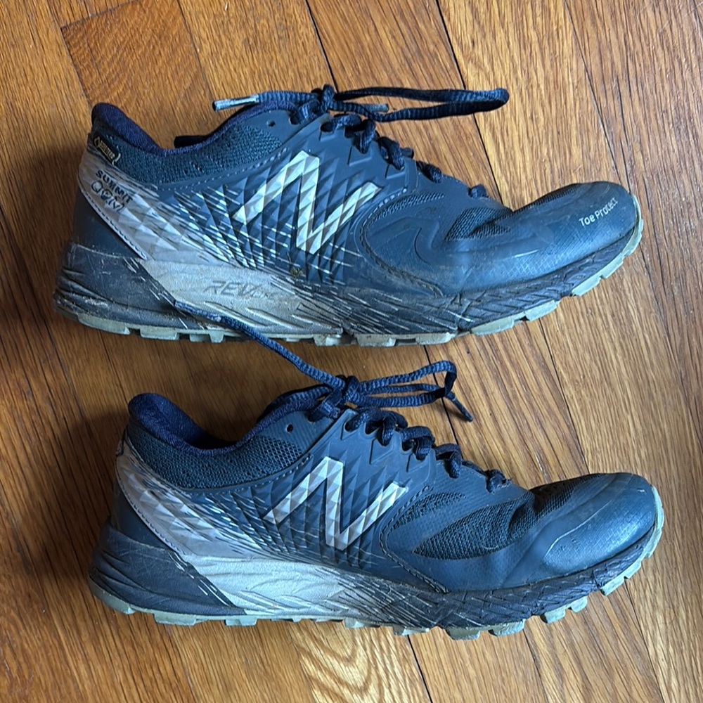 New Balance Dark blue summit qom Running Shoes